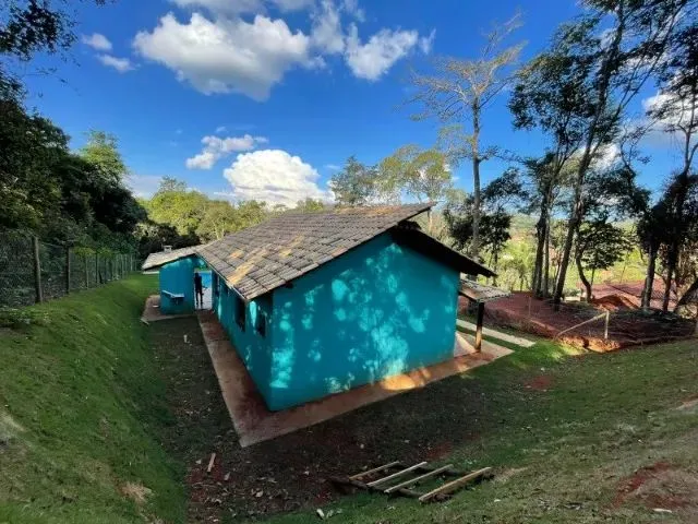 Imagem 10: Sítio com Casa de 03 Quartos, com Área de 600 M² em Itatiaiuçu Mg