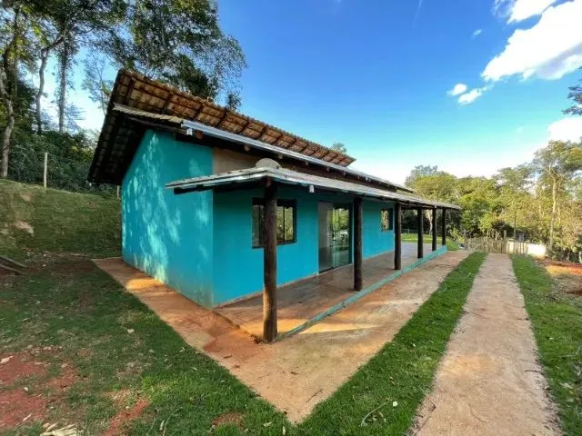 Imagem 4: Sítio com Casa de 03 Quartos, com Área de 600 M² em Itatiaiuçu Mg