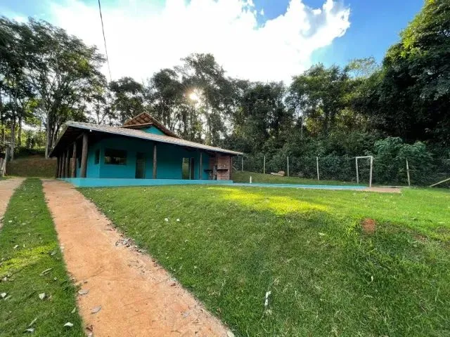Imagem 7: Sítio com Casa de 03 Quartos, com Área de 600 M² em Itatiaiuçu Mg