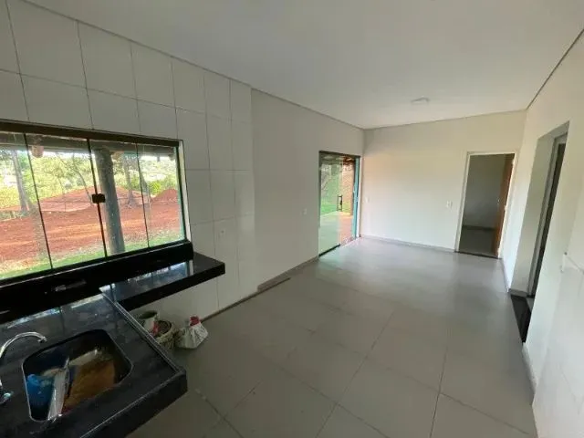 Imagem 3: Sítio com Casa de 03 Quartos, com Área de 600 M² em Itatiaiuçu Mg