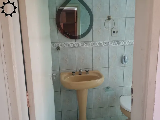 Imagem 2: CASA - CENTRO Casa com 3 dormitórios