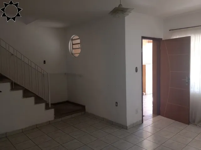 Imagem 9: CASA - CENTRO Casa com 3 dormitórios