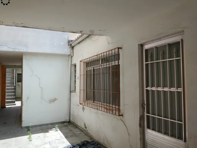 Imagem: A casa possui 1 Dormitório, 1 Banheiro, 156m² de Área,