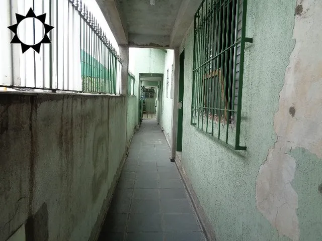 Imagem 2: Casa Centro Loja com 1 dormitório