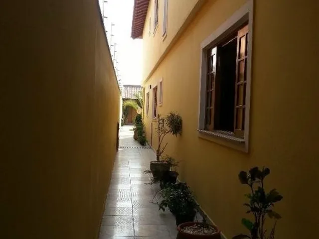 Imagem 3: SOBRADO KM 18 Casa com 4 dormitórios