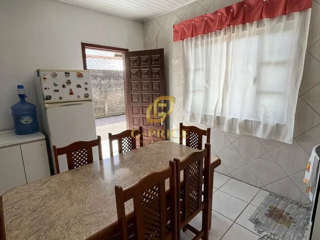 Imagem 9: Excelente Terreno com Duas Casas Apenas 300mts do Mar