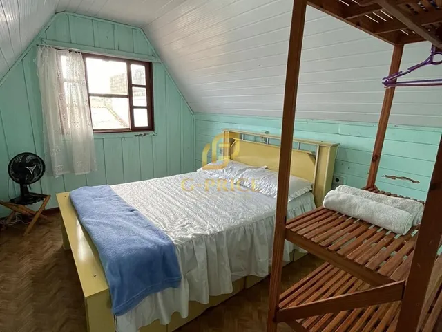 Imagem 8: Excelente Terreno com Duas Casas Apenas 300mts do Mar