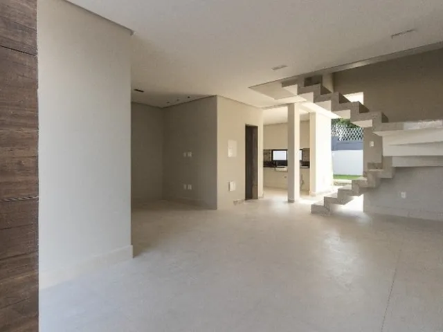 Imagem 7: Linda Casa Cond. Quinta das Marinas, 174M² Construída, 3 Suítes Piscina - Ponta Negra