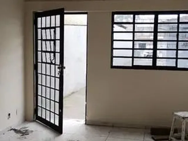 Imagem 2: Alugo Sobrado com Dois Quartos, Sala, Copa, Cozinha, Area de Serviço, Vaga para Carro