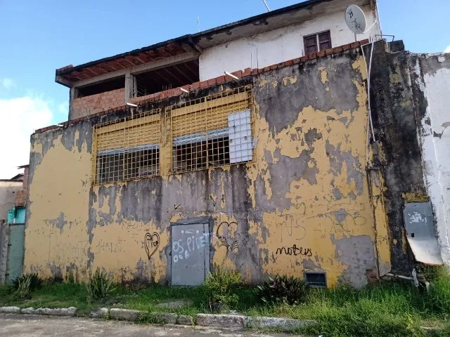 Imagem 8: Prédio em Itapon com 600M2, 800M2 Area Construida