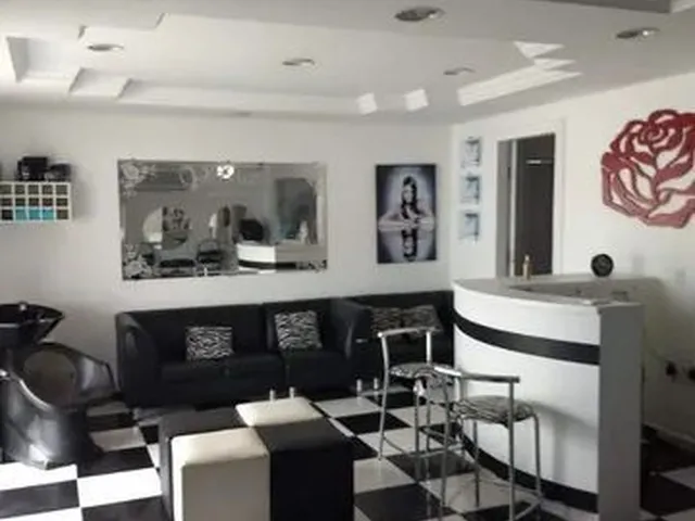 Imagem: Alugo Salão de Beleza com Mobília