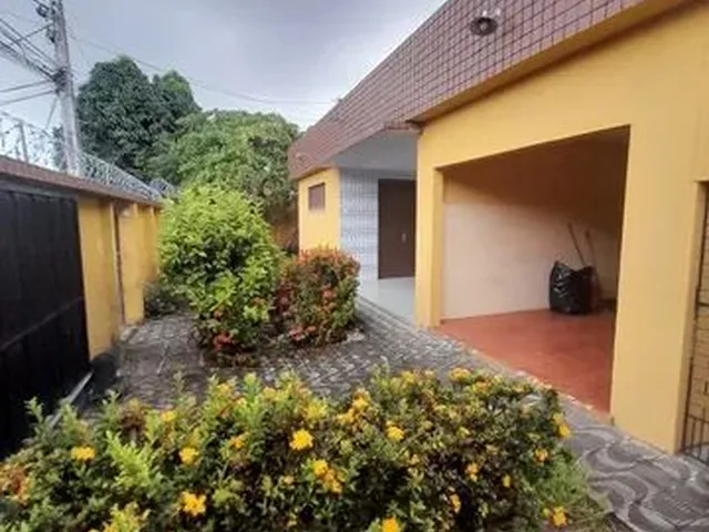 Imagem 5: Casa para Venda com 5 Quartos em Parquelandia - Fortaleza - Ceará