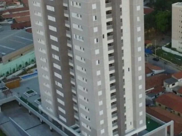 Imagem: O apartamento possui 2 Dormitórios, 1 Suíte, 2 Banheiros,