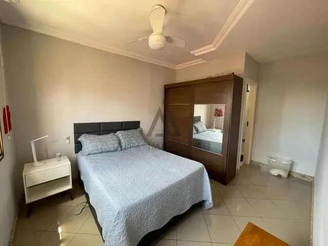 Imagem 13: Ed- Casa 4 Quartos com 3 Suíte Sendo Uma com Closet e Hidromassagem em Laranjeiras