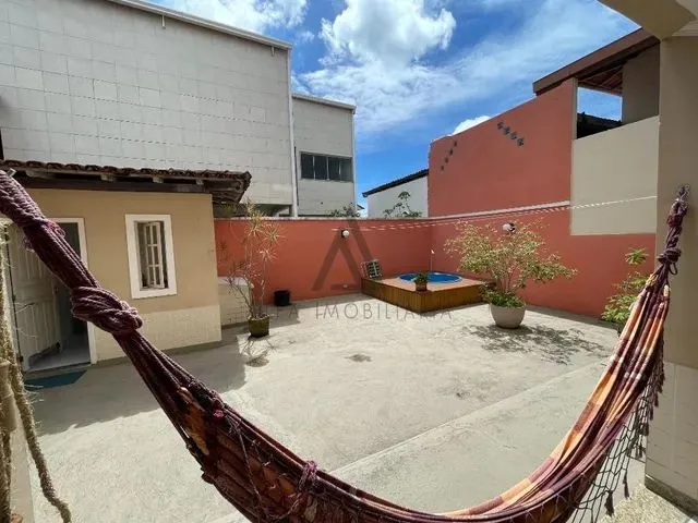 Imagem 2: Ed- Casa 4 Quartos com 3 Suíte Sendo Uma com Closet e Hidromassagem em Laranjeiras