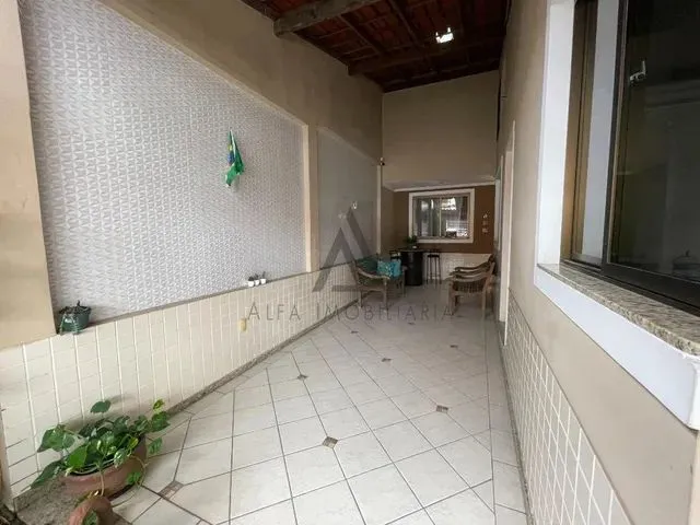Imagem 6: Ed- Casa 4 Quartos com 3 Suíte Sendo Uma com Closet e Hidromassagem em Laranjeiras