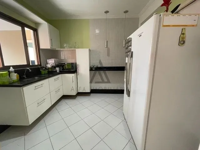 Imagem 14: Ed- Casa 4 Quartos com 3 Suíte Sendo Uma com Closet e Hidromassagem em Laranjeiras