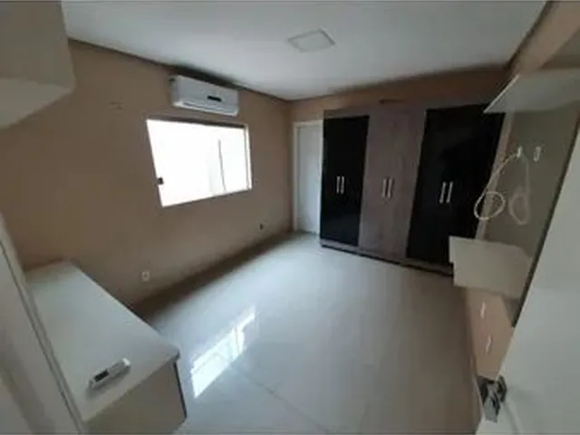 Imagem 1: Vendo Casa Prox a Av das Flores no Nova Cidade, Poço, Piscina, Edícula e Mais