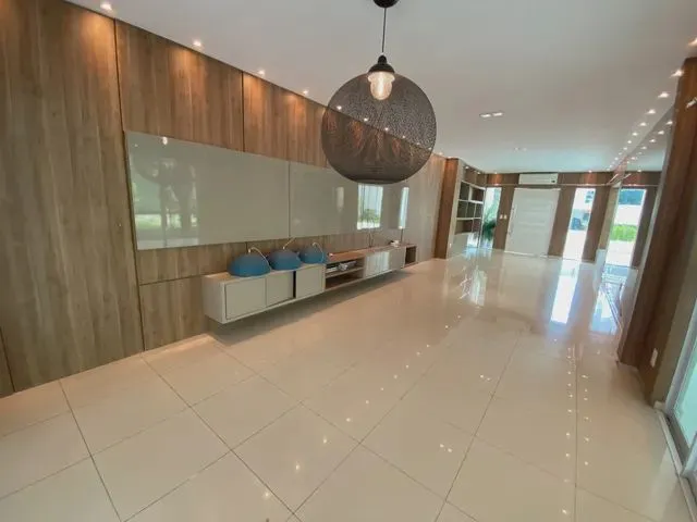 Imagem: Casa de Condomínio para Venda Possui 420