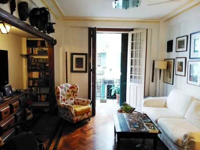 Imagem 1: Imóvel de 3 Quartos em Laranjeiras com Varanda!
