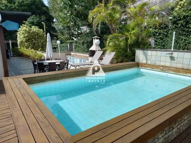 Imagem: 4 Quartos, Área de Laser, Piscina, Churrasqueira