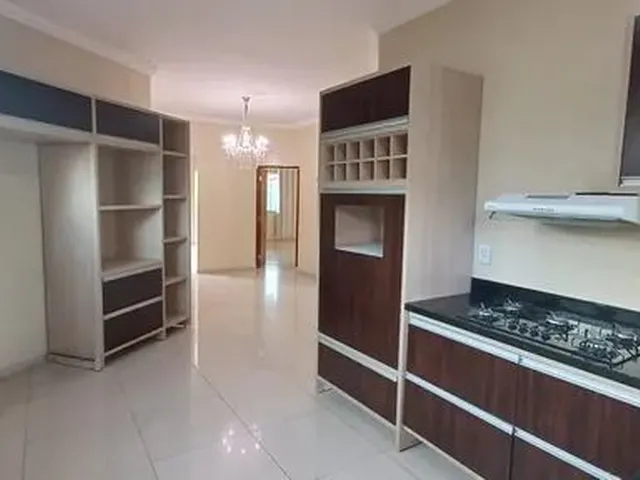 Imagem 10: Alugo Casa Top com Piscina 3/4 Semi Mobiliada
