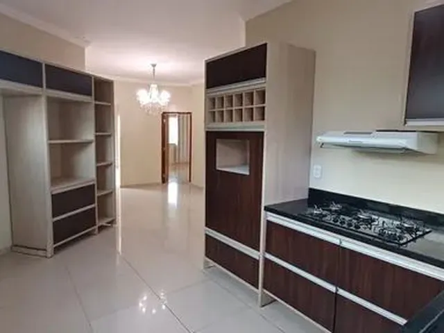 Imagem 6: Alugo Casa Top com Piscina 3/4 Semi Mobiliada