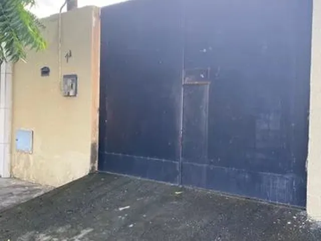 Imagem: Alugo Casa Plana