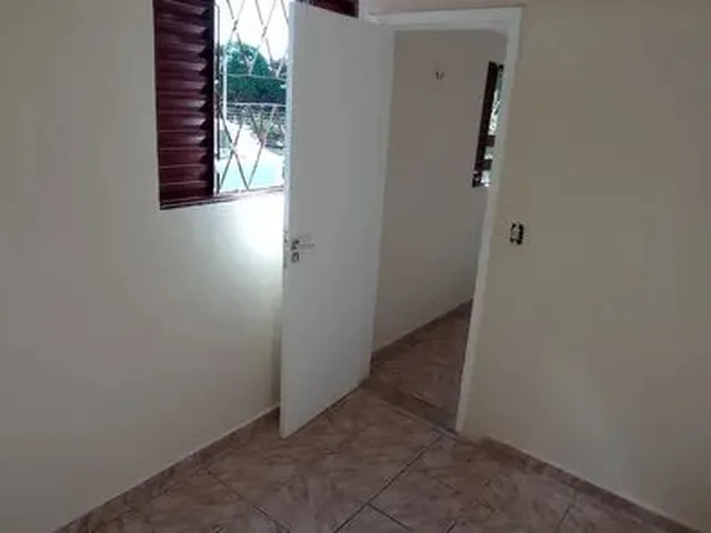 Imagem 3: Aluguel de Apto 3 Quartos Guará 2