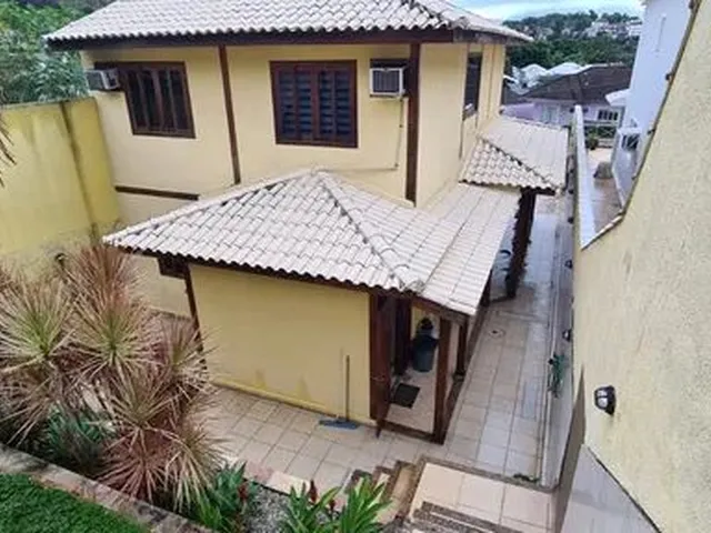 Imagem: Excelente Casa Duplex no Pechincha com 04
