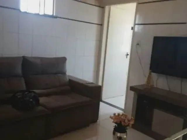 Imagem: Casa com 2/4 Pode Pagar Parcelado
