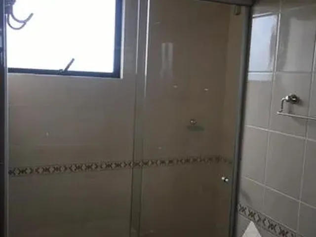 Imagem 2: Apartamento com 3 Quartos no Edifício Lyon - Bairro Centro em Ponta Grossa