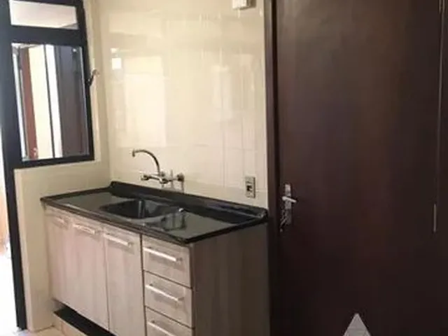 Imagem 7: Apartamento com 3 Quartos no Edifício Lyon - Bairro Centro em Ponta Grossa