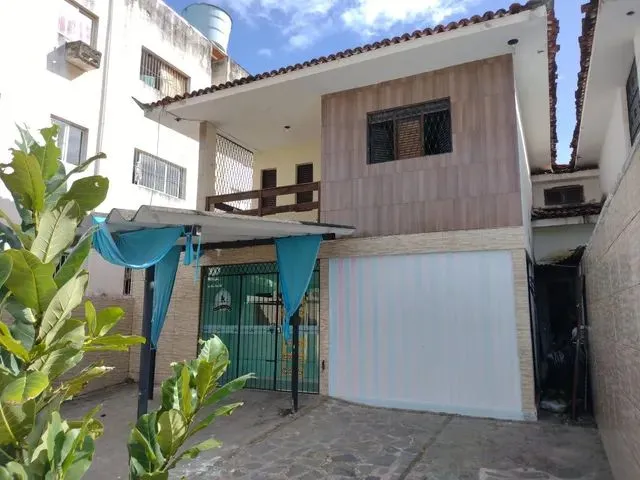 Imagem: Casa para Aluguel com 240 Metros Quadrados