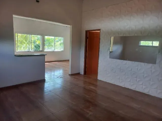 Imagem: Casa Grande, 2 Quartos, Incluso Água, Luz