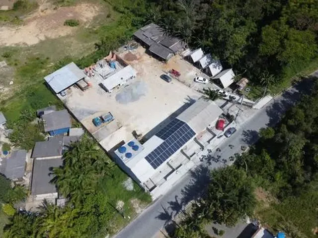 Imagem: Uma Area de Terra