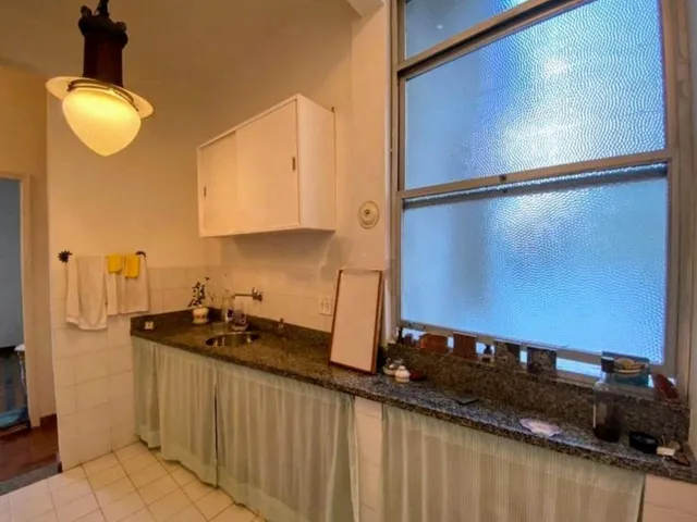 Imagem 4: Apartamento espaçoso e iluminado, com vista livre e planta flexível - Humaitá