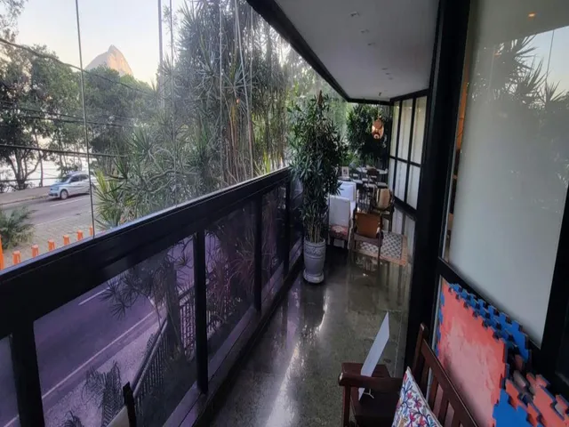 Imagem 1: Apartamento 4 quartos 2 Suítes de Alto Padrão com ampla varanda e frente para a Lagoa