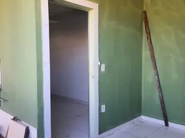 Imagem 3: Casa de 4 Quartos com Terraço em Nova Iguaçu
