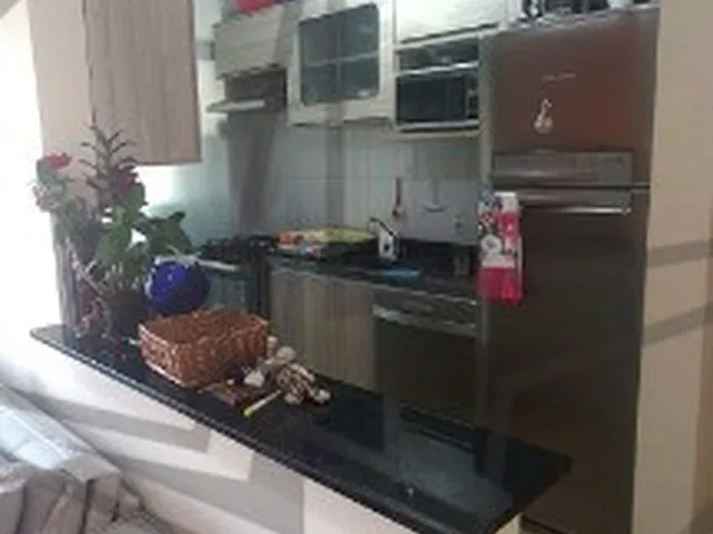 Imagem: O apartamento possui 2 Dormitórios, 1 Banheiro, 1 Vaga na