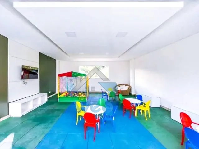 Imagem 7: Apartamento 2 Quartos Novo com Sacada e Churrasqueira no CIC / Condomínio Clube Completo