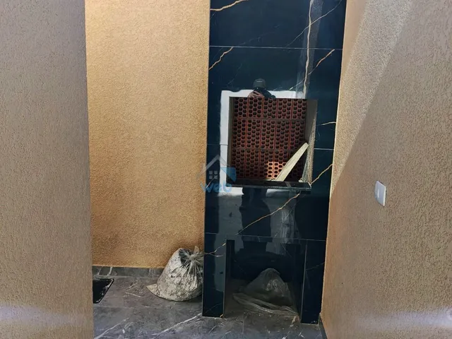 Imagem 11: Sobrado a venda na região do Vila Verde, com três quartos, sala, cozinha, banheiro