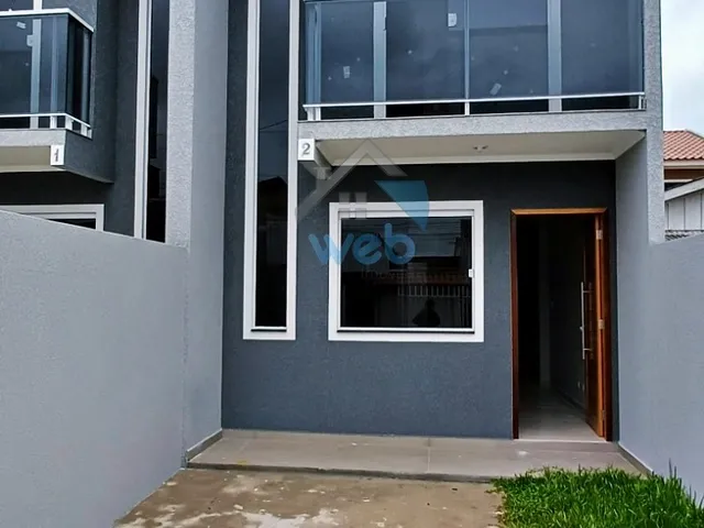 Imagem 7: Sobrados à venda na região do bairro Vitoria Regia, com três dormitórios, sala ampla