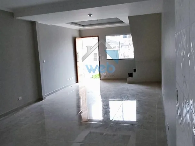 Imagem 9: Sobrados à venda na região do bairro Vitoria Regia, com três dormitórios, sala ampla