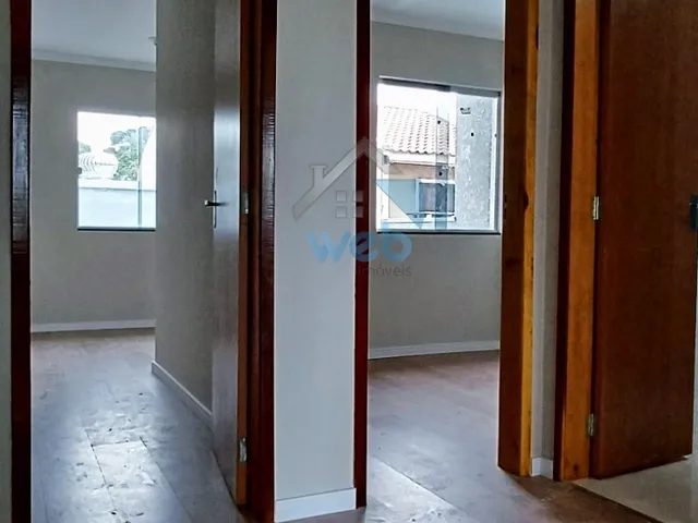Imagem 6: Sobrados à venda na região do bairro Vitoria Regia, com três dormitórios, sala ampla