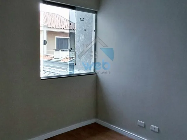 Imagem 10: Sobrados à venda na região do bairro Vitoria Regia, com três dormitórios, sala ampla