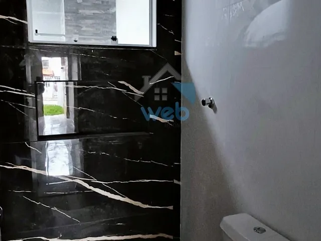 Imagem 2: Sobrados à venda na região do bairro Vitoria Regia, com três dormitórios, sala ampla