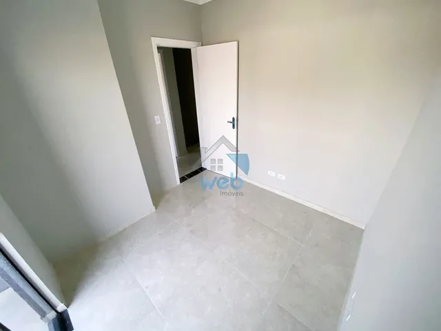 Imagem 11: Sobrado em condomínio no Bairro Campo de Santana, com três quartos, piso em