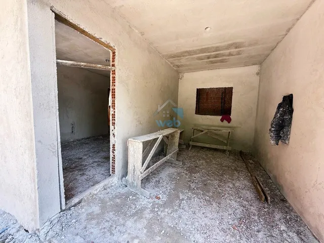 Imagem 4: Sobrados em construção, à venda no Bairro CIC, com três quartos, suite, sala