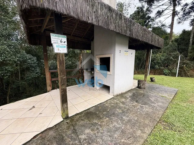 Imagem 7: Apartamento com dois quartos, sala ampla, laminados